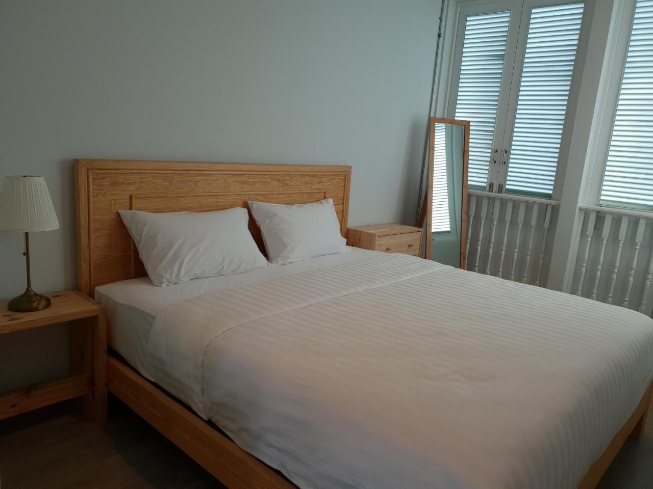 Latima Boutique Hostel Kanchanaburi by Eksteriør bilde
