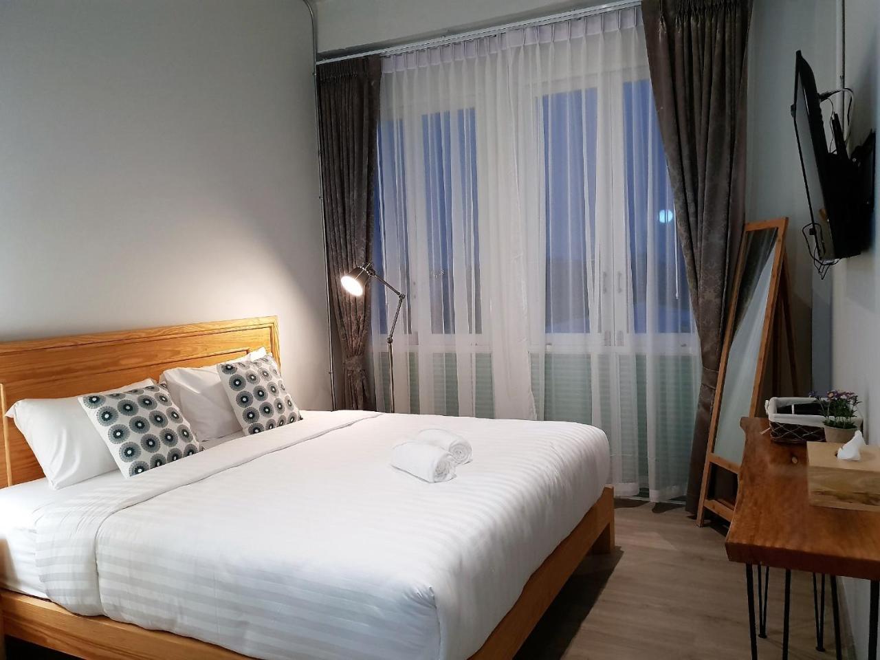 Latima Boutique Hostel Kanchanaburi by Eksteriør bilde