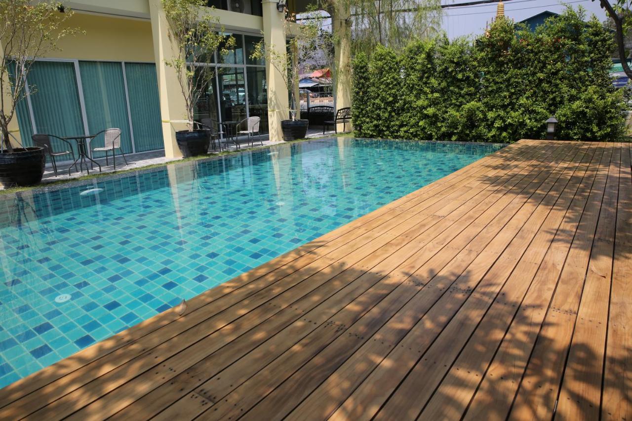 Latima Boutique Hostel Kanchanaburi by Eksteriør bilde